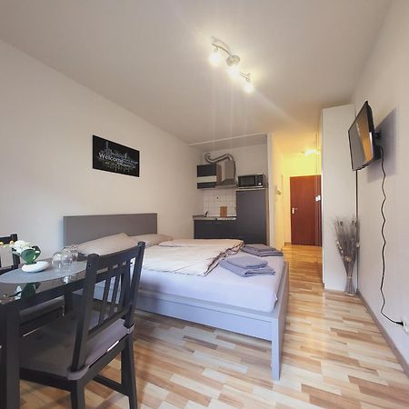 Zentrales Apartment Mit Balkon Und Parkplatz Trier Eksteriør bilde