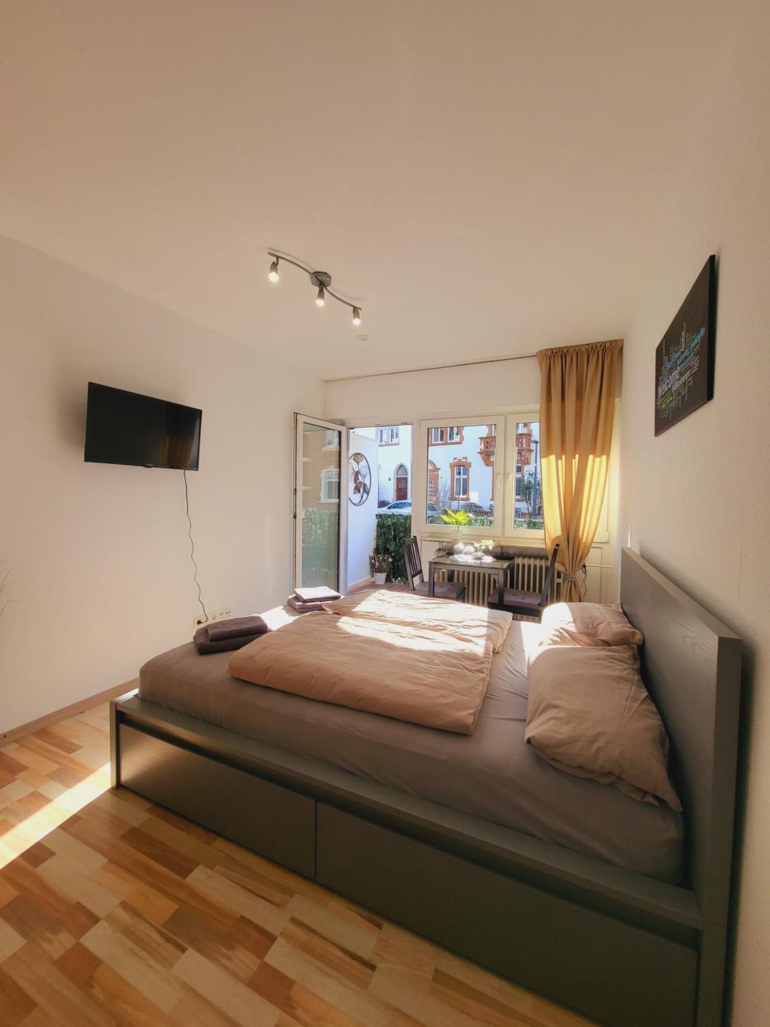 Zentrales Apartment Mit Balkon Und Parkplatz Trier Eksteriør bilde